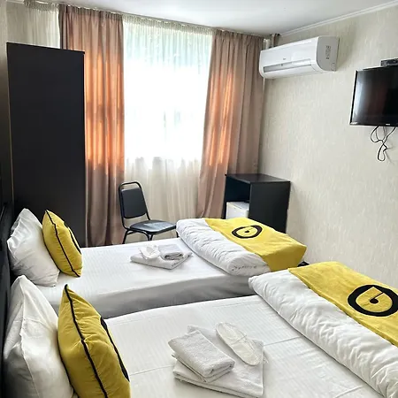 Aura Plaza Hotel Tbilisi Exterior photo