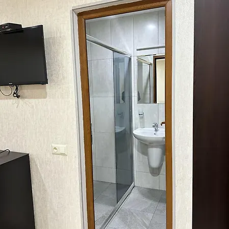 Aura Plaza Hotel Tbilisi Exterior photo