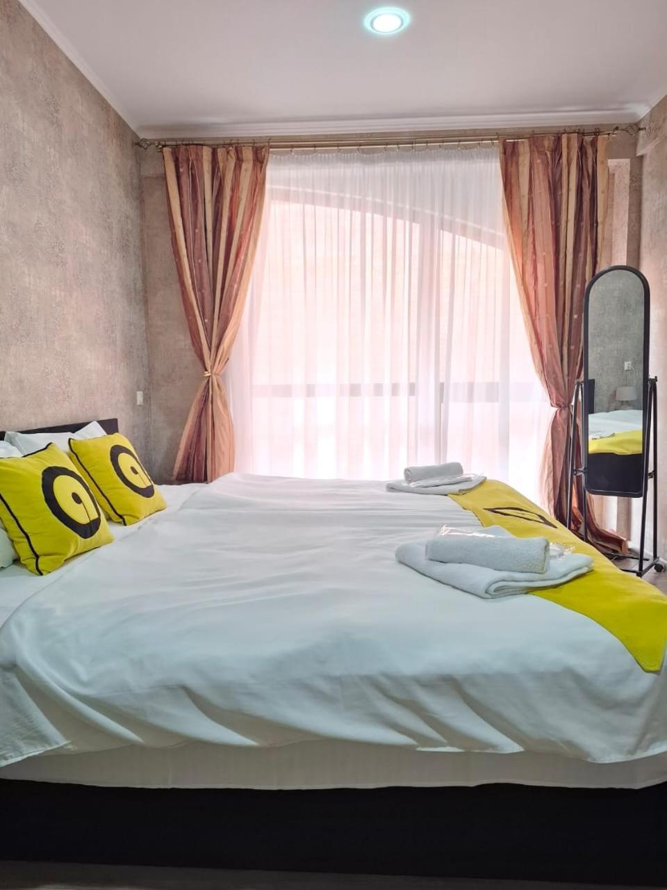 Hotel Aura Plaza 3*